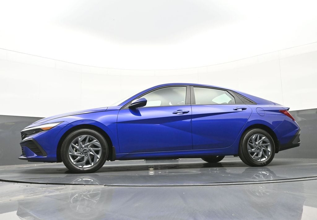 2024 Hyundai Elantra Hybrid Blue