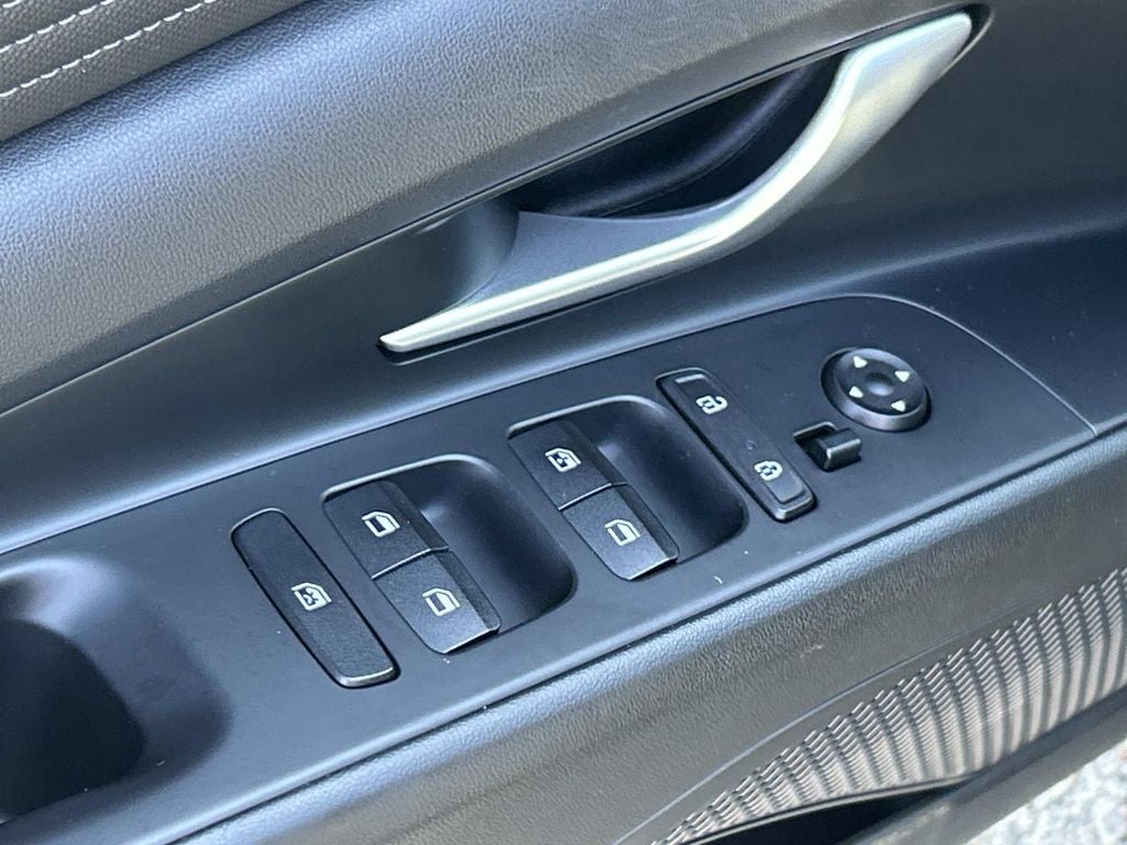 2022 Hyundai Elantra Hybrid Limited