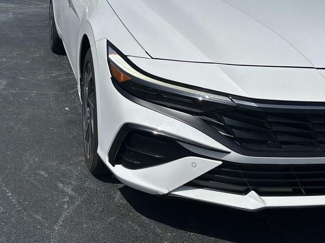 2024 Hyundai Elantra Hybrid Limited