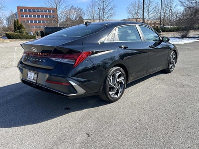 2025 Hyundai Elantra SEL Convenience