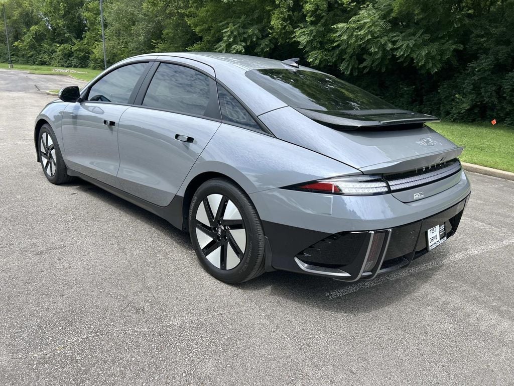 2024 Hyundai IONIQ 6 SE