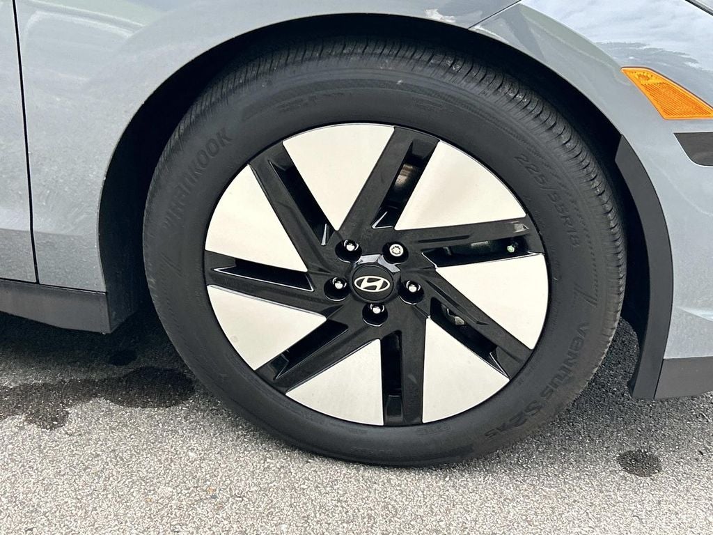 2024 Hyundai IONIQ 6 SE