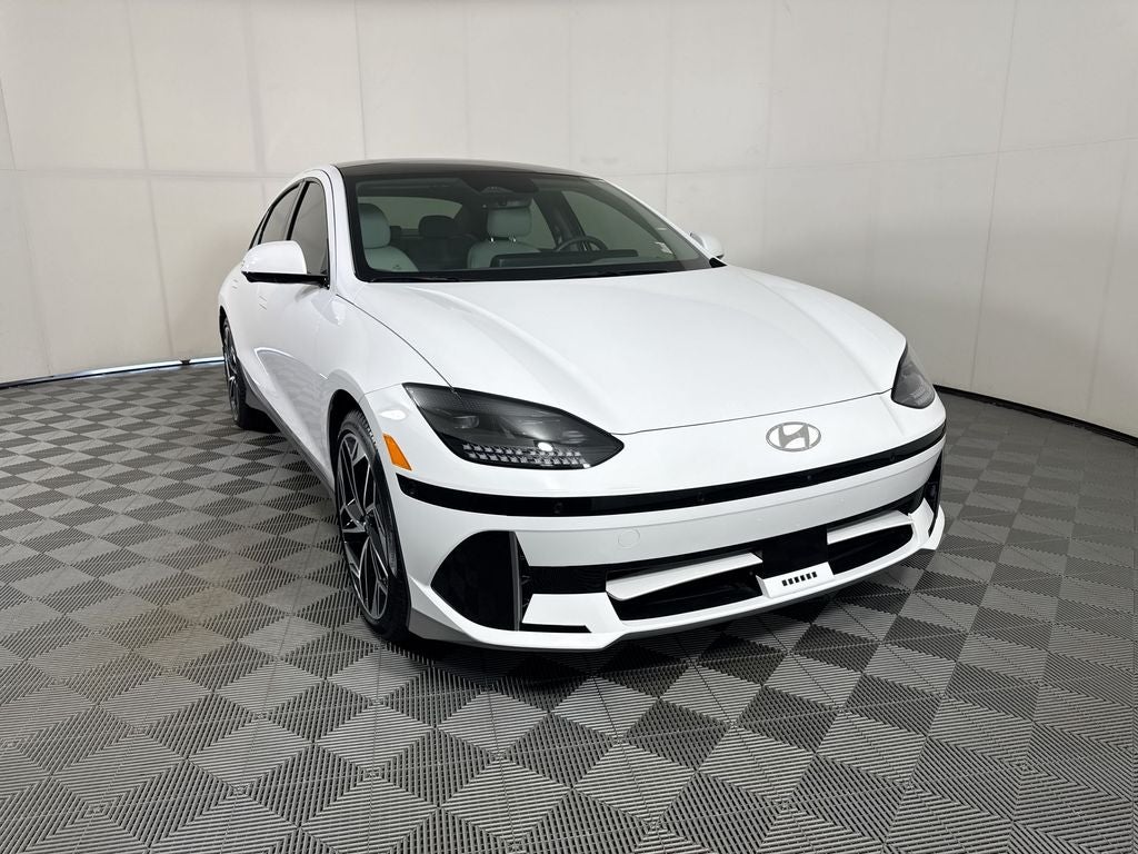 2025 Hyundai IONIQ 6 Limited