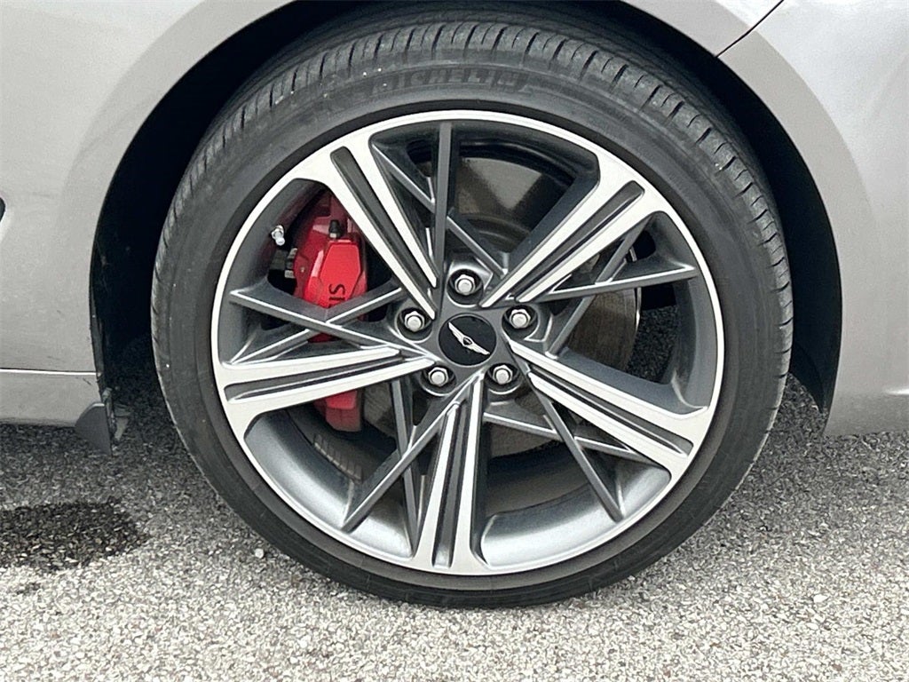 2025 Genesis G70 2.5T