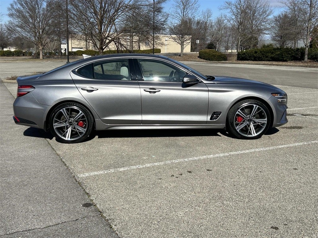 2025 Genesis G70 2.5T