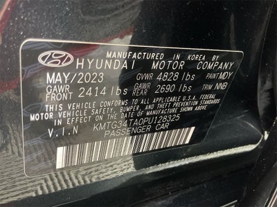 2023 Genesis G70 2.0T