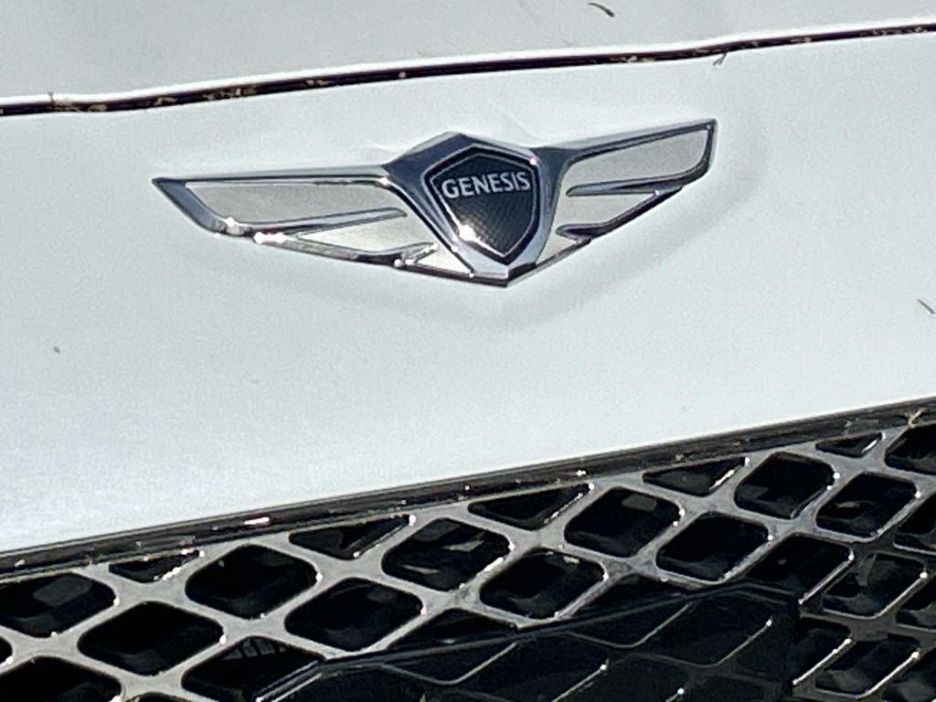 2022 Genesis G70 2.0T