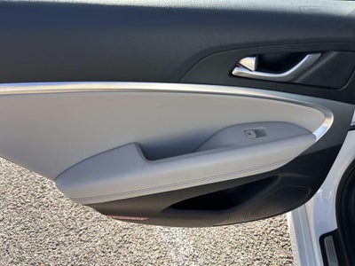 2022 Genesis G70 2.0T