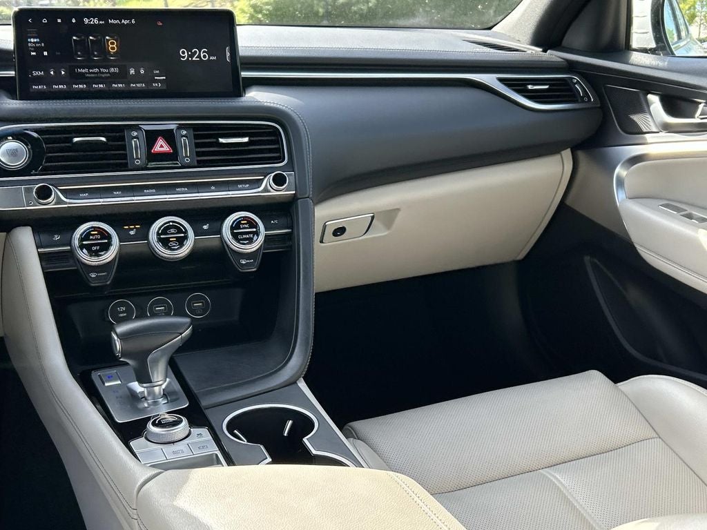 2022 Genesis G70 2.0T