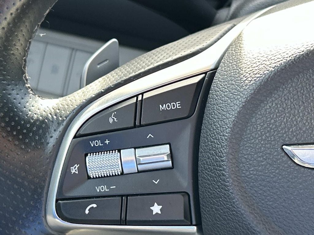 2022 Genesis G70 2.0T