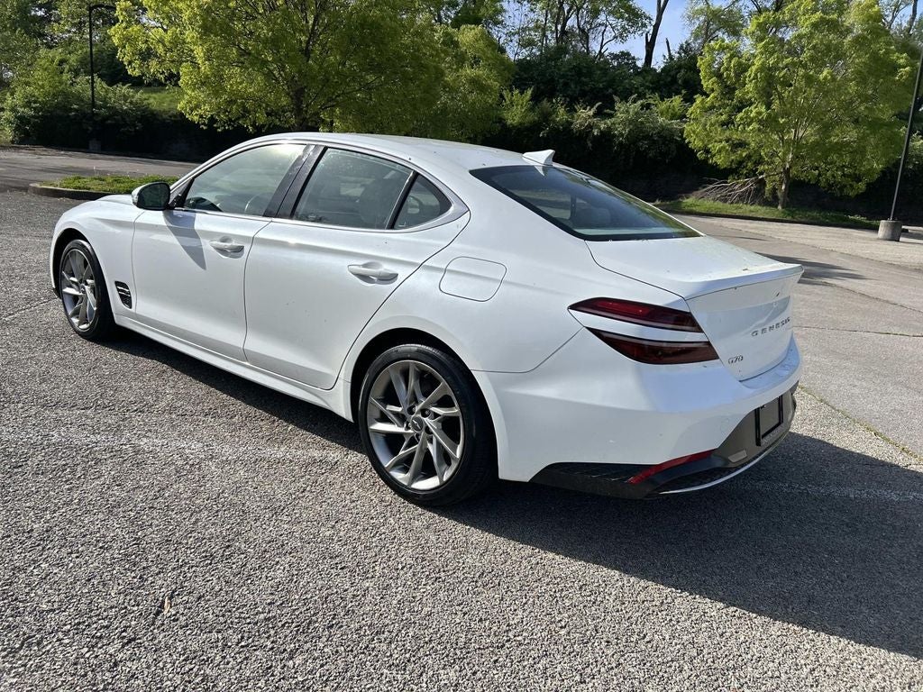 2022 Genesis G70 2.0T