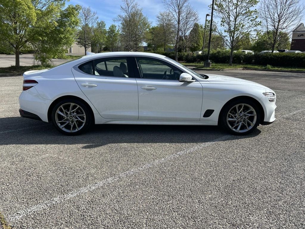 2022 Genesis G70 2.0T