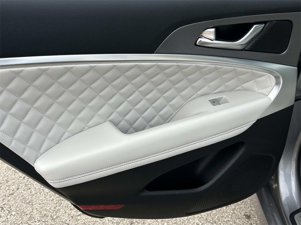 2025 Genesis G70 3.3T Sport Advanced