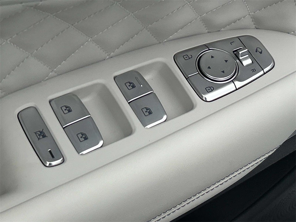 2025 Genesis G70 3.3T Sport Advanced