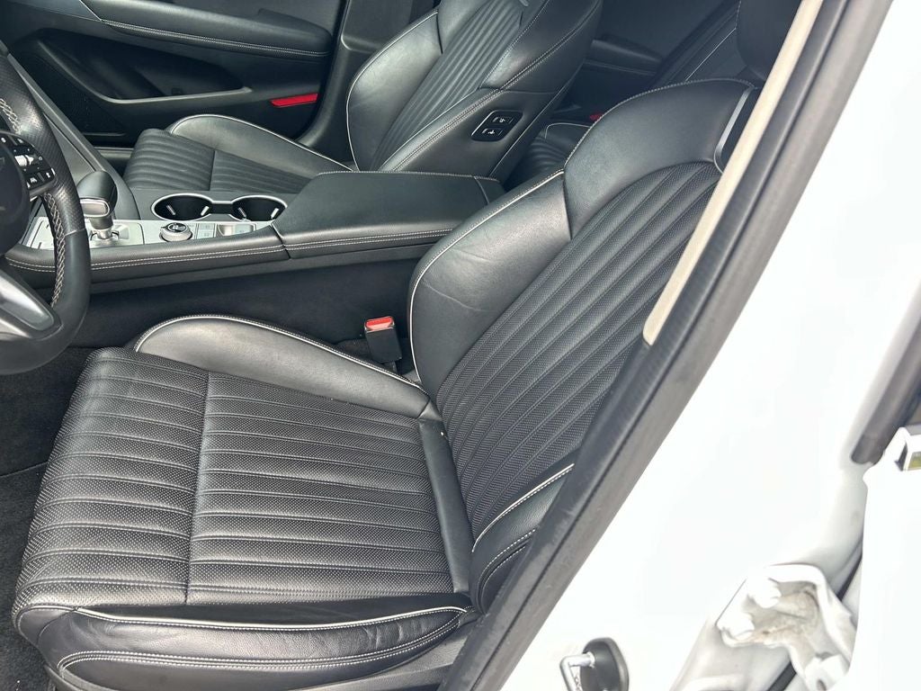 2022 Genesis G70 3.3T