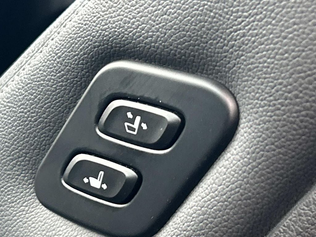 2022 Genesis G70 3.3T