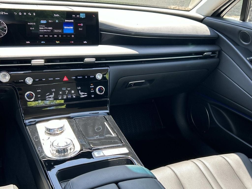 2025 Genesis G80 2.5T