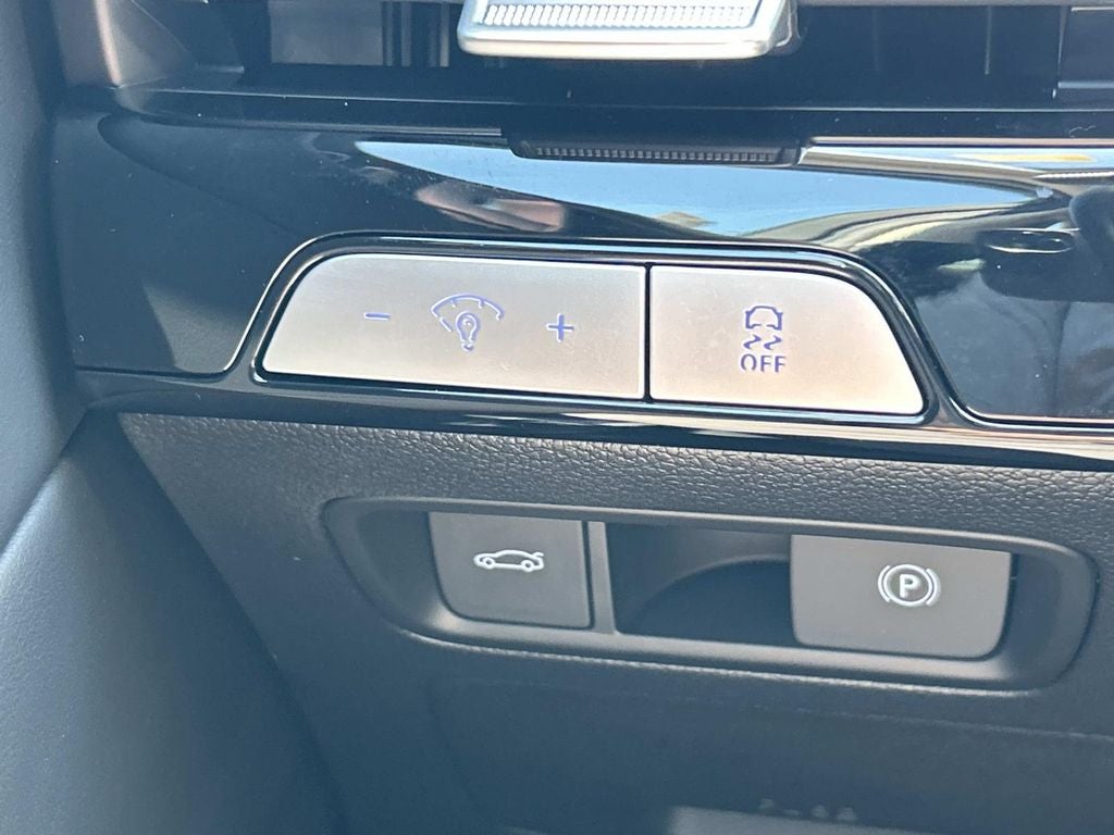 2025 Genesis G80 2.5T