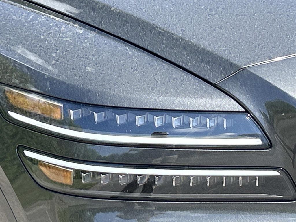 2025 Genesis GV80 Standard