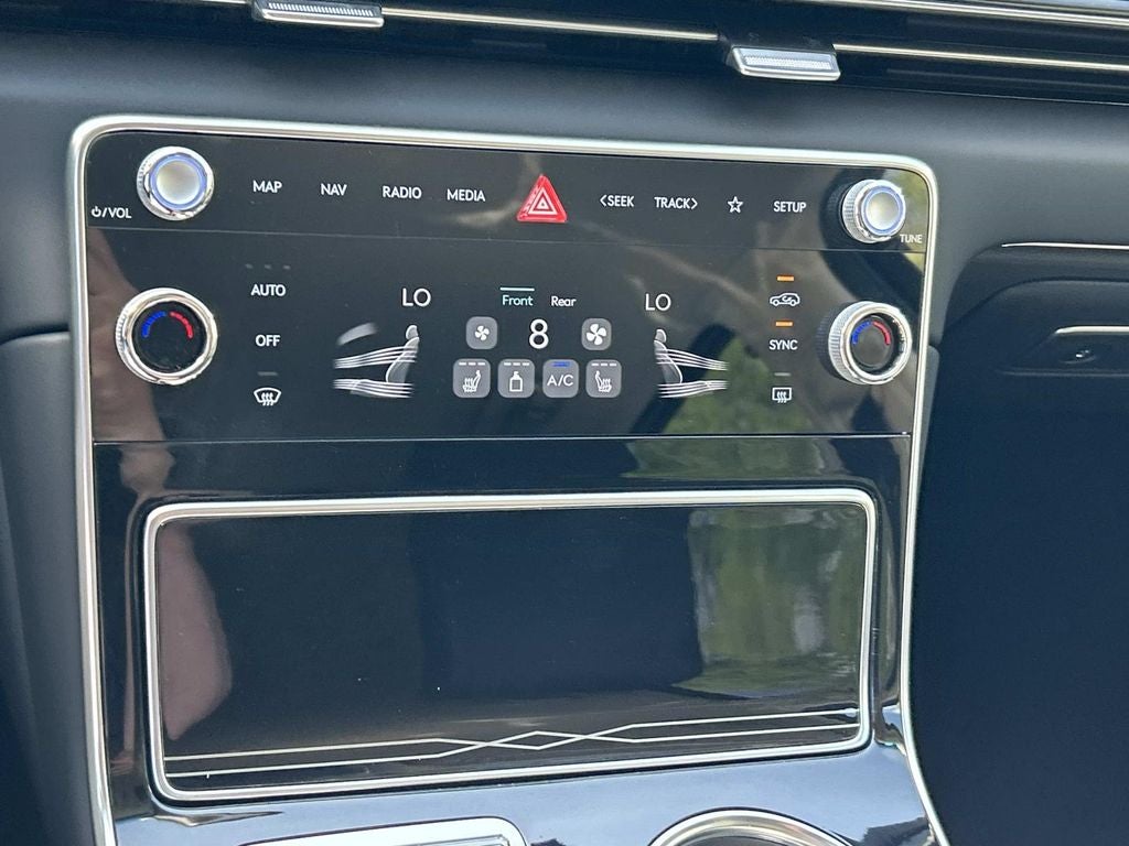 2025 Genesis GV80 Standard