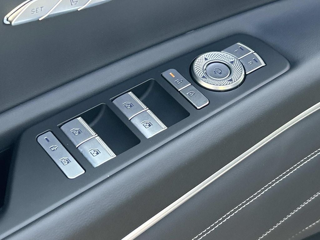 2025 Genesis GV80 2.5T Standard