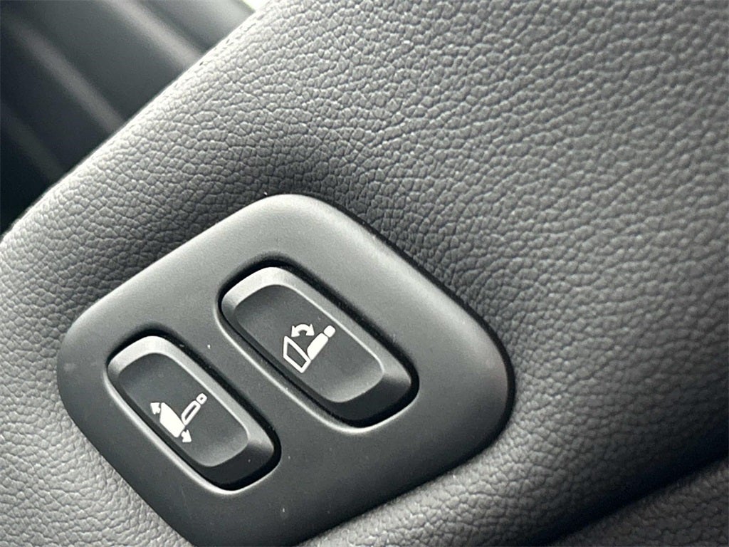 2025 Genesis GV80 Standard