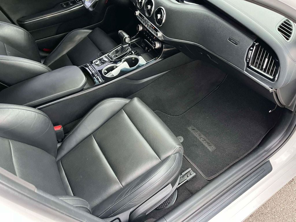 2023 Kia Stinger GT-Line