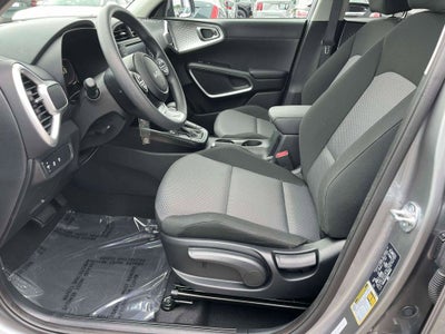 2025 Kia Soul Base