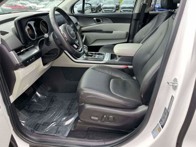 2024 Kia Carnival LX