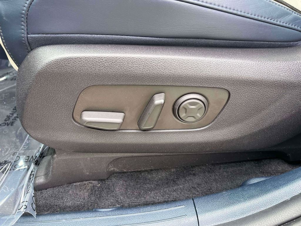 2025 Kia Carnival SX