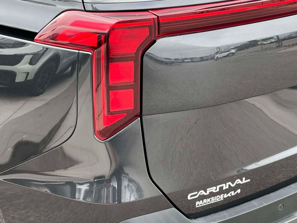 2025 Kia Carnival SX