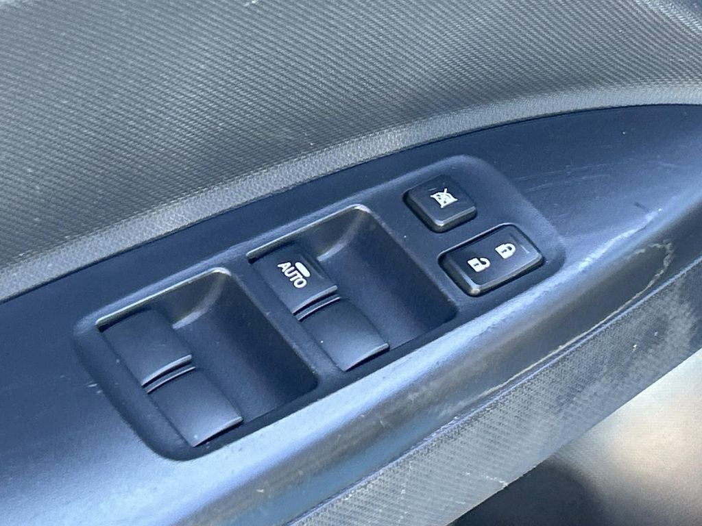 2024 Mitsubishi Mirage LE