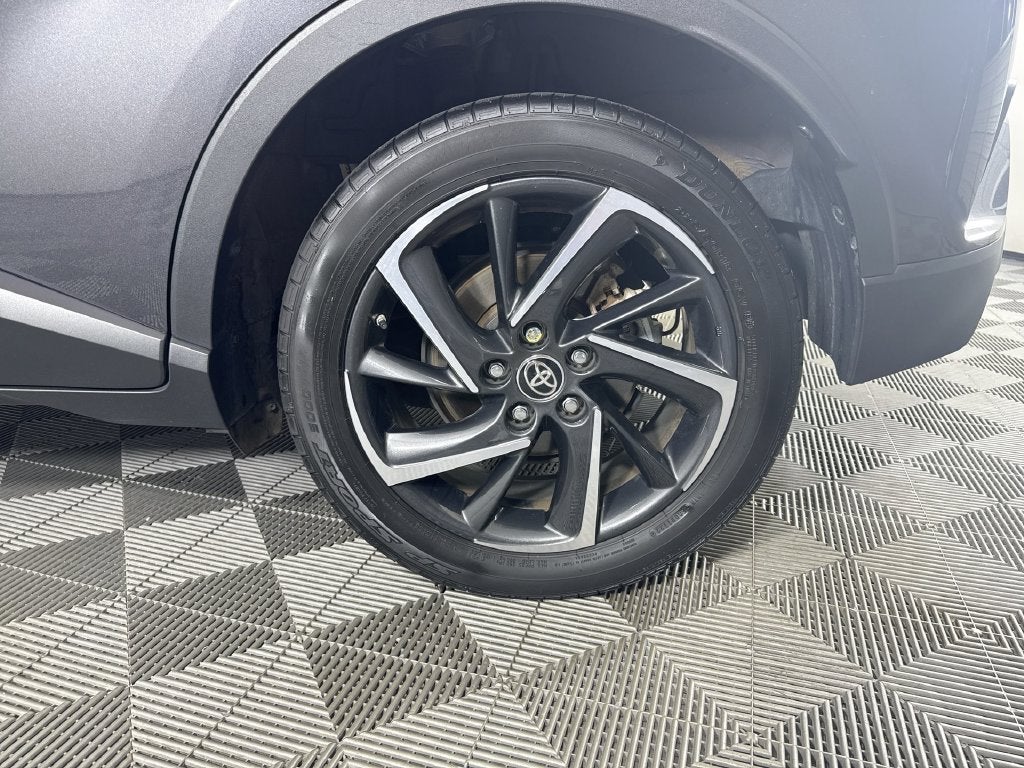 2022 Toyota C-HR Limited