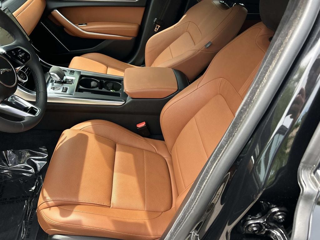 2024 Jaguar XF R-Dynamic SE
