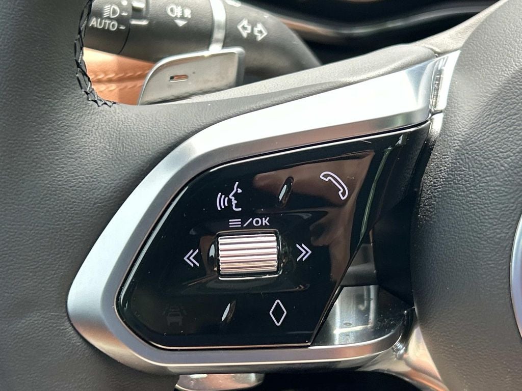 2024 Jaguar XF R-Dynamic SE