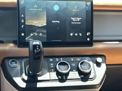 2024 Land Rover Defender S
