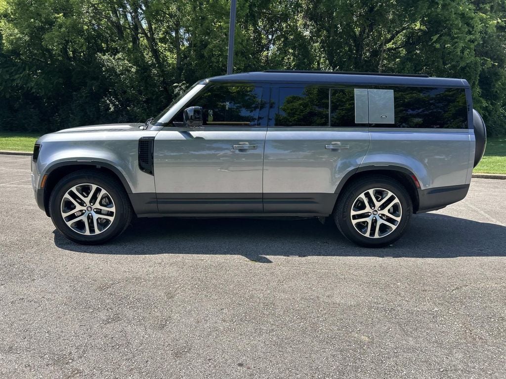 2024 Land Rover Defender S