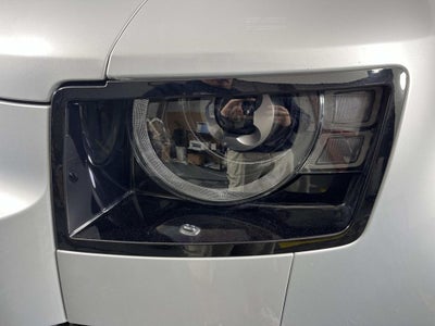 2023 Land Rover Defender 110 SE