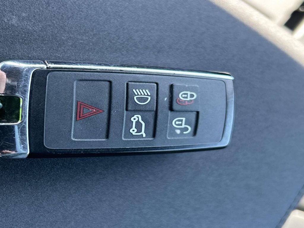 2022 Land Rover Defender X-Dynamic S