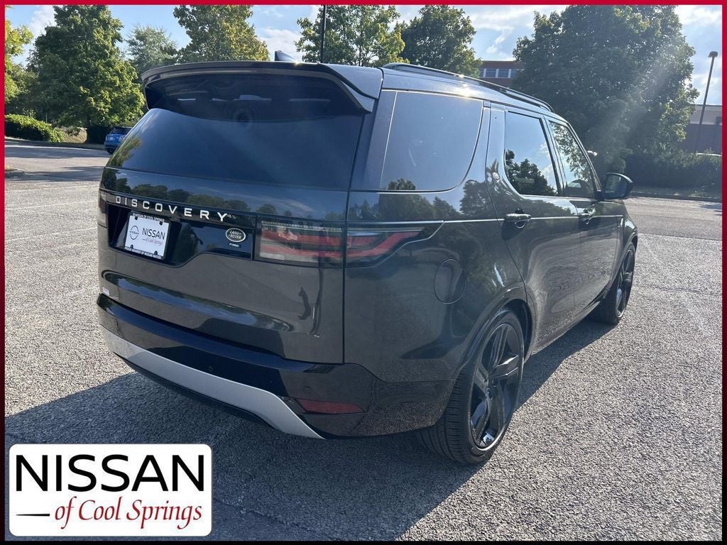 2023 Land Rover Discovery Metropolitan Edition