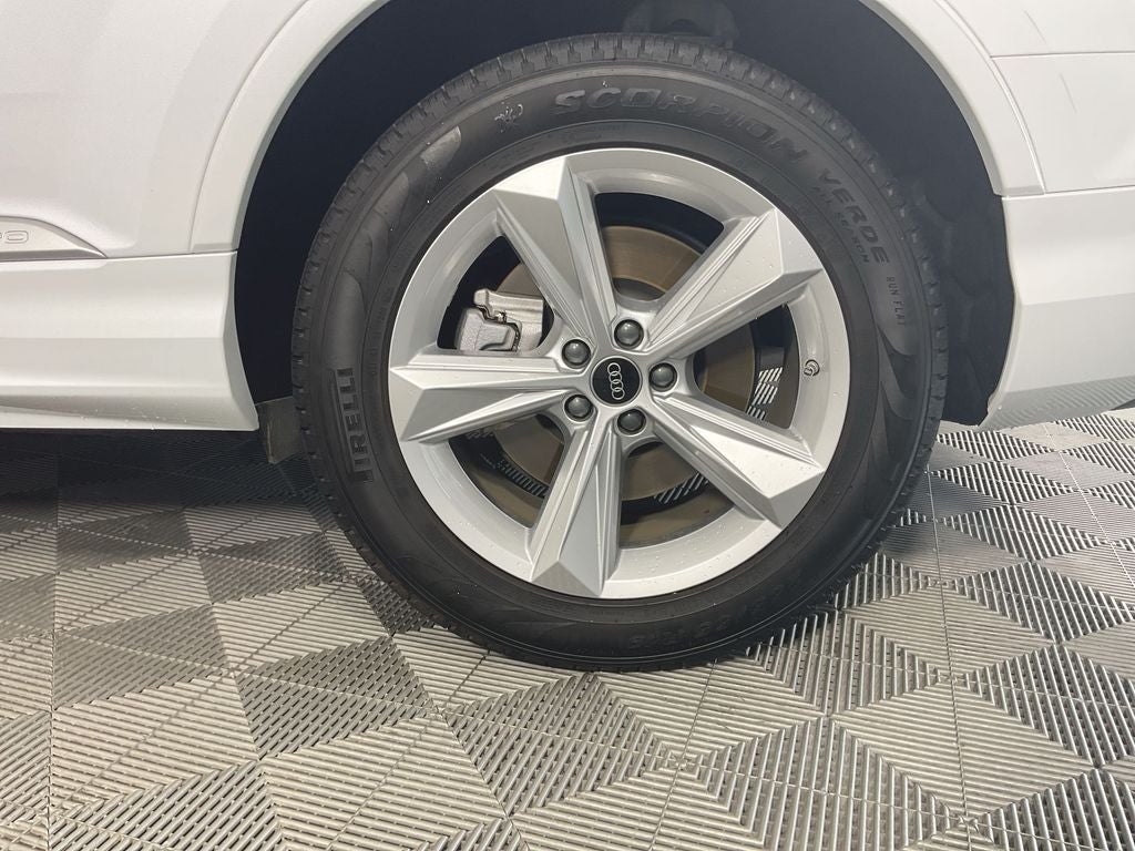 2023 Audi Q7 55 Premium quattro