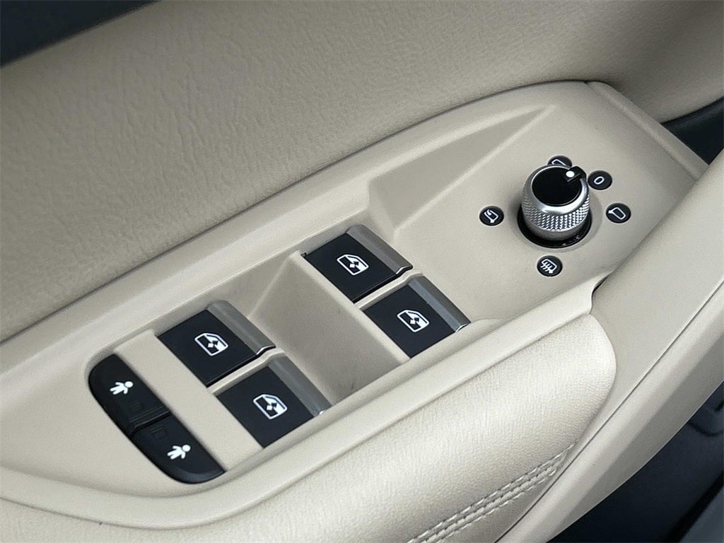 2020 Audi Q5 Premium Plus