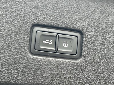 2019 Audi Q8 Premium Plus