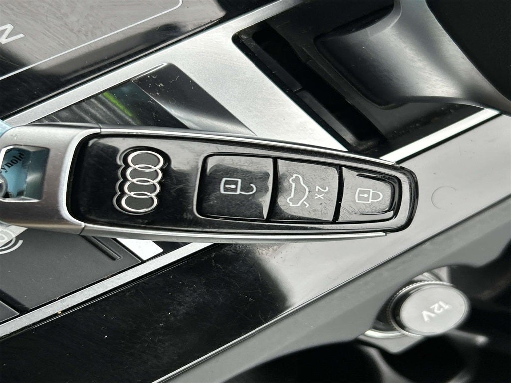 2019 Audi Q8 Premium Plus