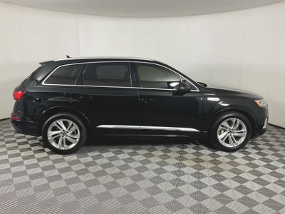 2022 Audi Q7 55 Prestige quattro