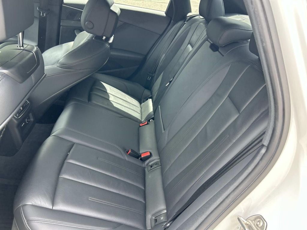 2019 Audi A4 Premium Plus