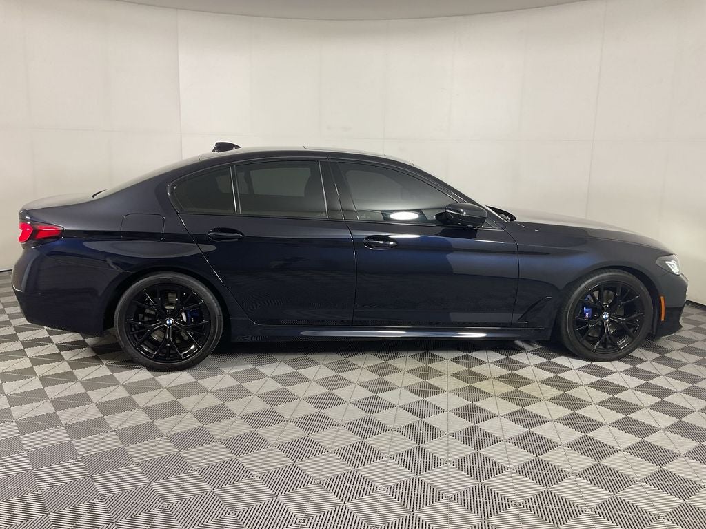 2022 BMW 5 Series 530i
