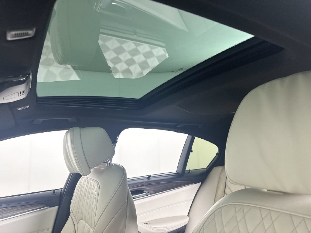 2019 BMW 5 Series M550i xDrive