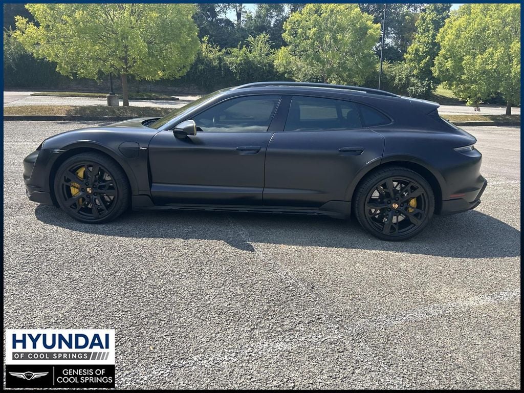 2022 Porsche Taycan Turbo