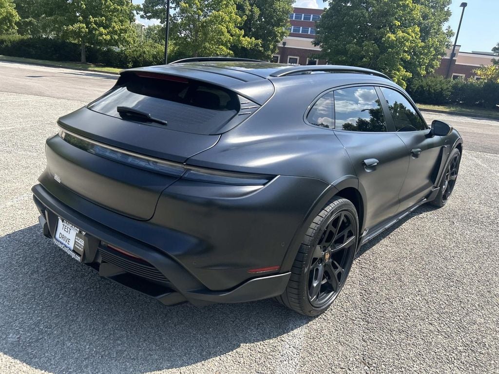2022 Porsche Taycan Turbo